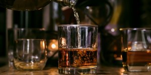Alcool : combien de verres peut-on boire sans abimer votre cerveau ?