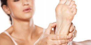 Mal de pieds : la douleur de pied au reveil