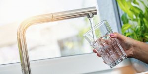 Alpes-Maritimes : l-ARS deconseille l-eau du robinet apres des nouveaux cas de Cryptosporidiose