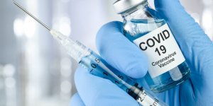 COVID : il n’y aura pas de vaccins pour tout le monde avant fin 2024