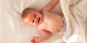 Constipation de bebe : le suppositoire a la glycerine dangereux ou pas ?