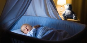Sommeil de bebe : peut-on lui donner de l-homeopathie pour dormir ?