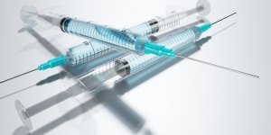 Covid : Didier Raoult donne son avis sur la 3e dose de vaccin