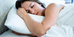 Sommeil : 4 problemes que vous risquez si vous dormez sur le ventre
