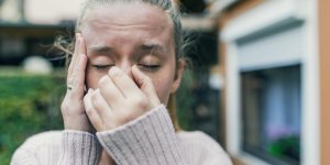 Grippe : combien de temps les maux de tete peuvent-ils durer ?