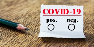 Covid-19 : les documents officiels que vous recevez apres un test positif