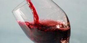 Viande rouge et vin : la bonne association contre le cholesterol !