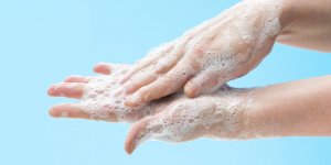 Coronavirus : a quelle frequence doit-on vraiment se laver les mains