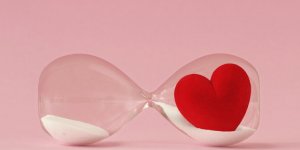 Cœur brise : les 5 etapes du deuil du couple