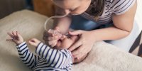 Rhume de bébé : comment soigner un nourrisson enrhumé ? 
