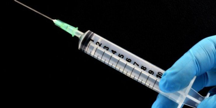 Vaccin Covid : un test peut vous faire éviter la deuxième dose 