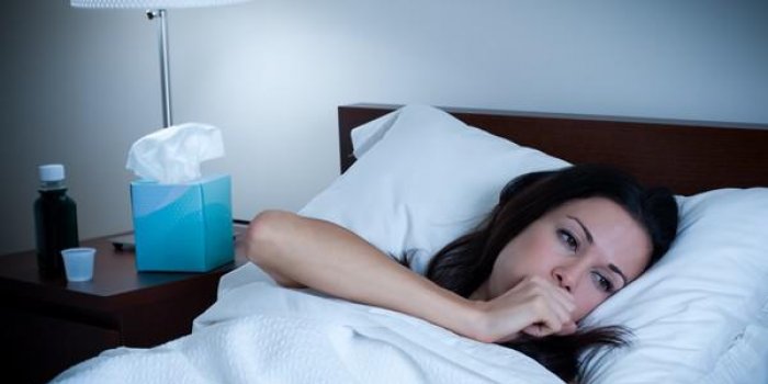 10 conseils express pour réussir à dormir malgré la toux