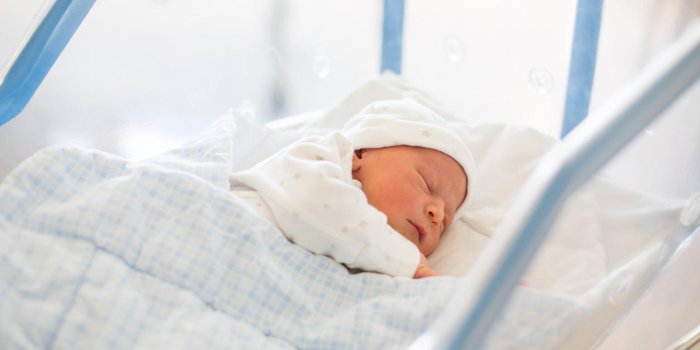 Mort subite du nourrisson : les gestes à adopter pour l’éviter