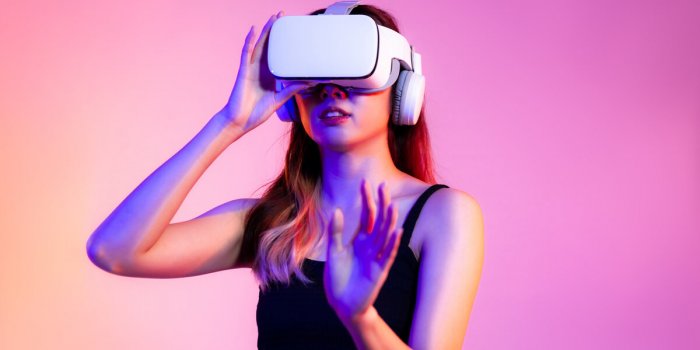 Cancer : la réalité virtuelle, un nouvel outil thérapeutique contre la douleur ?