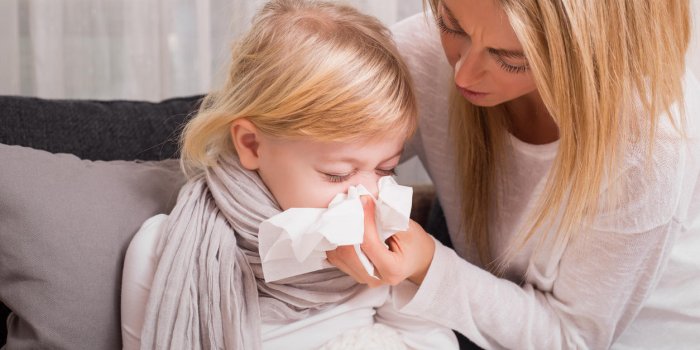 Grippe chez l'enfant : symptômes, durée, incubation et traitements