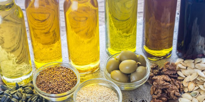 Cholestérol : quelle huile devez-vous choisir pour qu'il baisse ? 