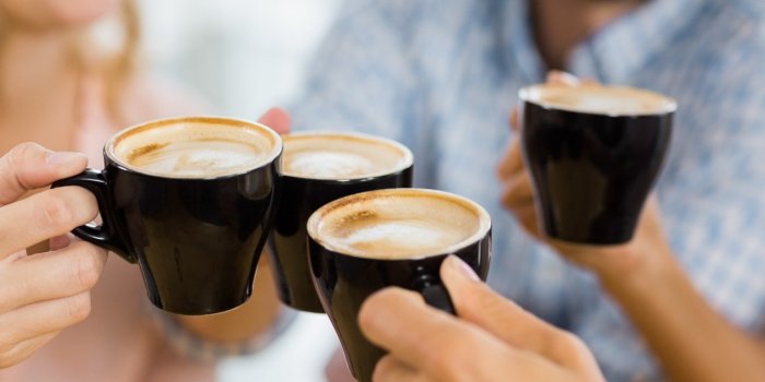 Café : boire plus de 2 tasses par jour réduit le risque de mort précoce