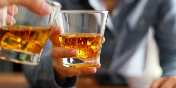 Démence : le nombre de verres d’alcool dangereux pour le cerveau