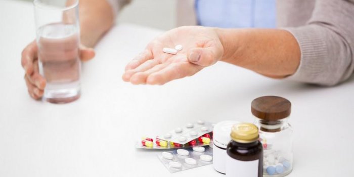 Ibuprofène et Naproxène® : les deux médicaments anti-inflammatoires à privilégier parce qu’ils ont moins d’effets indésirables