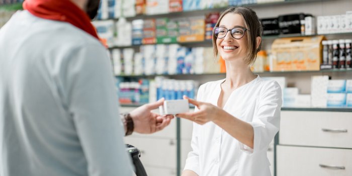 Les pharmaciens autorisés à prescrire certains antibiotiques