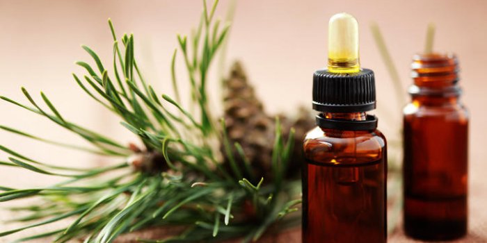 Hemorroides : une huile essentielle pour les soulager