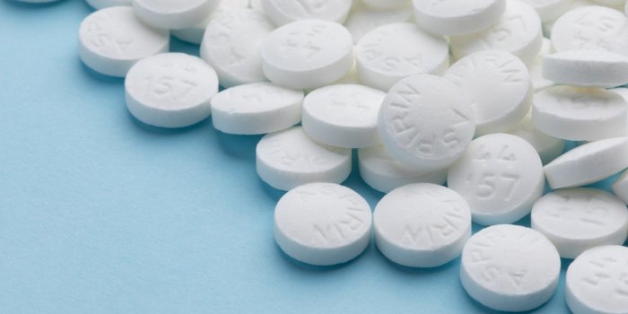 Prendre une aspirine par jour pour prévenir les maladies cardiaques est inutile