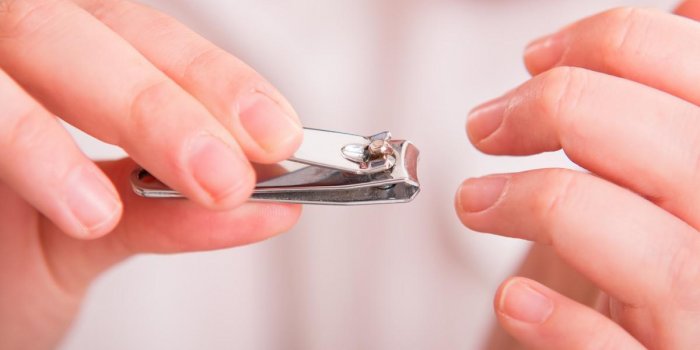9 erreurs à éviter quand vous coupez vos ongles