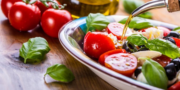 caprese caprese salad italian salad mediterranean salad italian cuisine mediterranean cuisine tomato mozzarella basil lea...