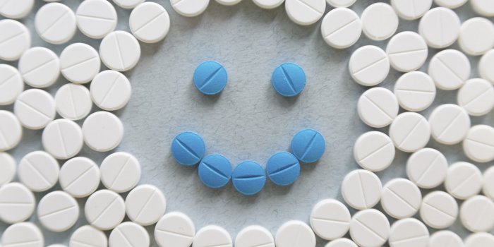 antidepressants are drugs used for the treatment of major depressive disorder and other conditions, including dysthymia