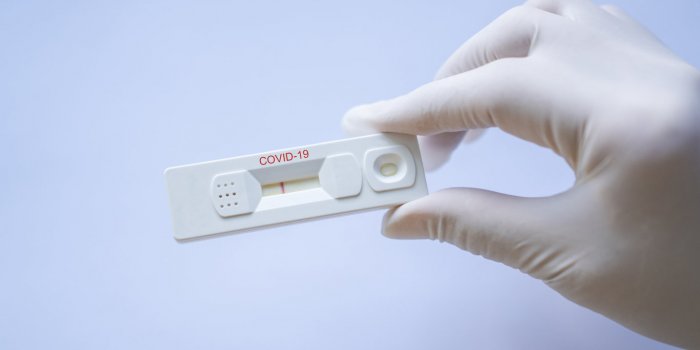  Tests antigéniques : quels sont les plus fiables pour détecter la Covid-19 ?