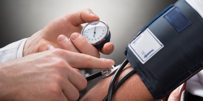 Hypertension : les traitements qui suscitent le plus d-effets secondaires, selon une etude