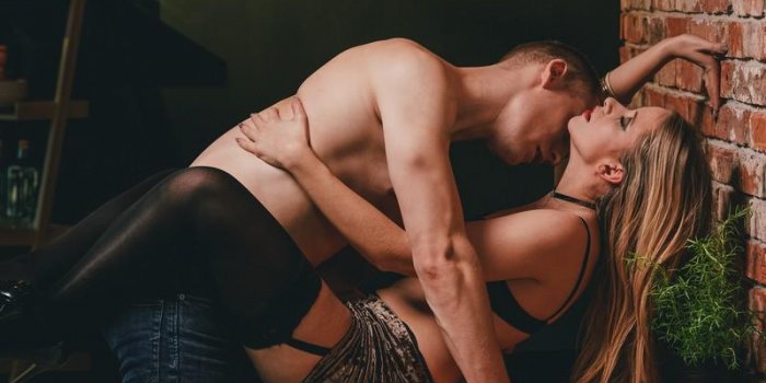Sexo : 7 positions pour faire l-amour hors du lit