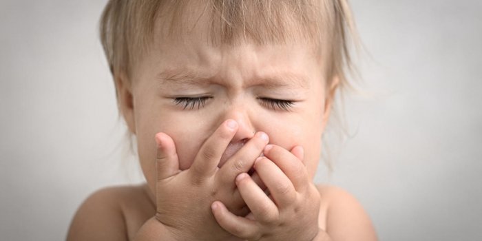 Votre enfant ou bébé a une sinusite : quels sont les symptômes et traitements ?