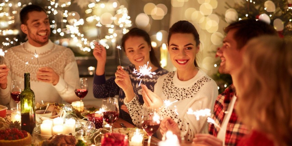 À Noël, la moitié des célibataires ressentent une pression de la part de leurs proches