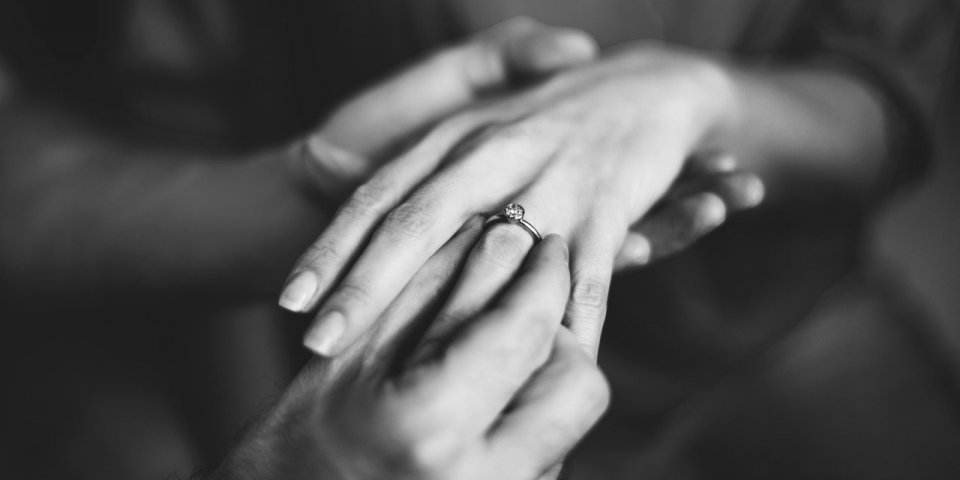 Demande en mariage : les astuces pour que votre partenaire accepte !