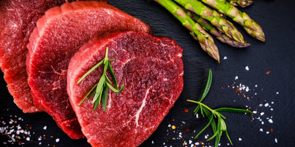 Viande rouge : en manger augmente les risques de décès, même en petites quantités