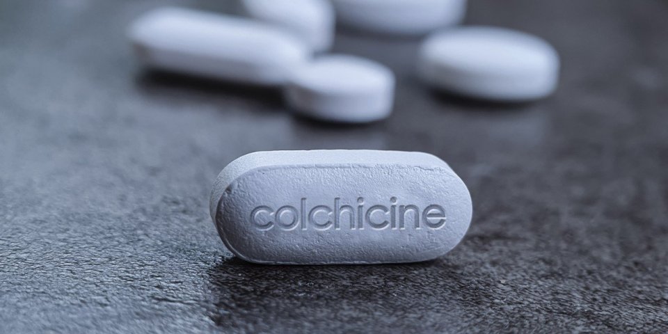 Colchicine : quel est ce nouveau médicament présenté comme efficace contre la Covid-19 ? 
