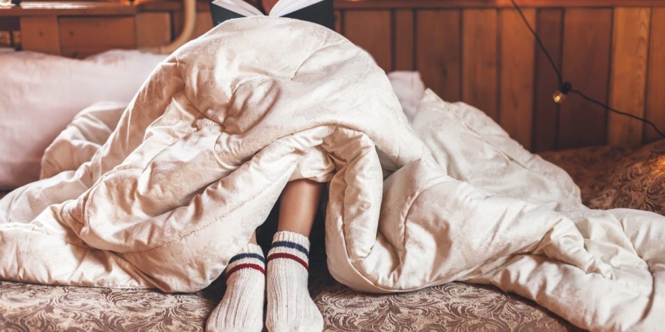 Linge de lit : quelle matière pour avoir bien chaud l'hiver ? 