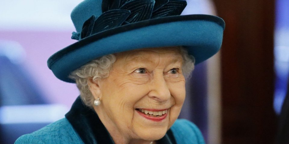 Covid-19 : Elizabeth II positive, elle souffre de symptômes légers