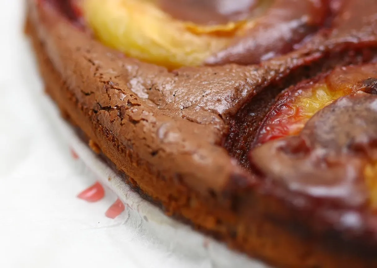 clafoutis au chocolat aux prunes