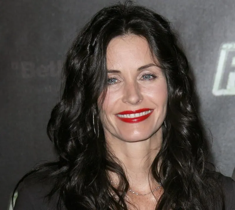 courteney cox arquette assistant à la fête de lancement officiel pour les retombées 3 à los angeles, ca, usa le 16 octobre 2008 photo par andy fossum startraks abacapresscom, 167045 012 los angeles n