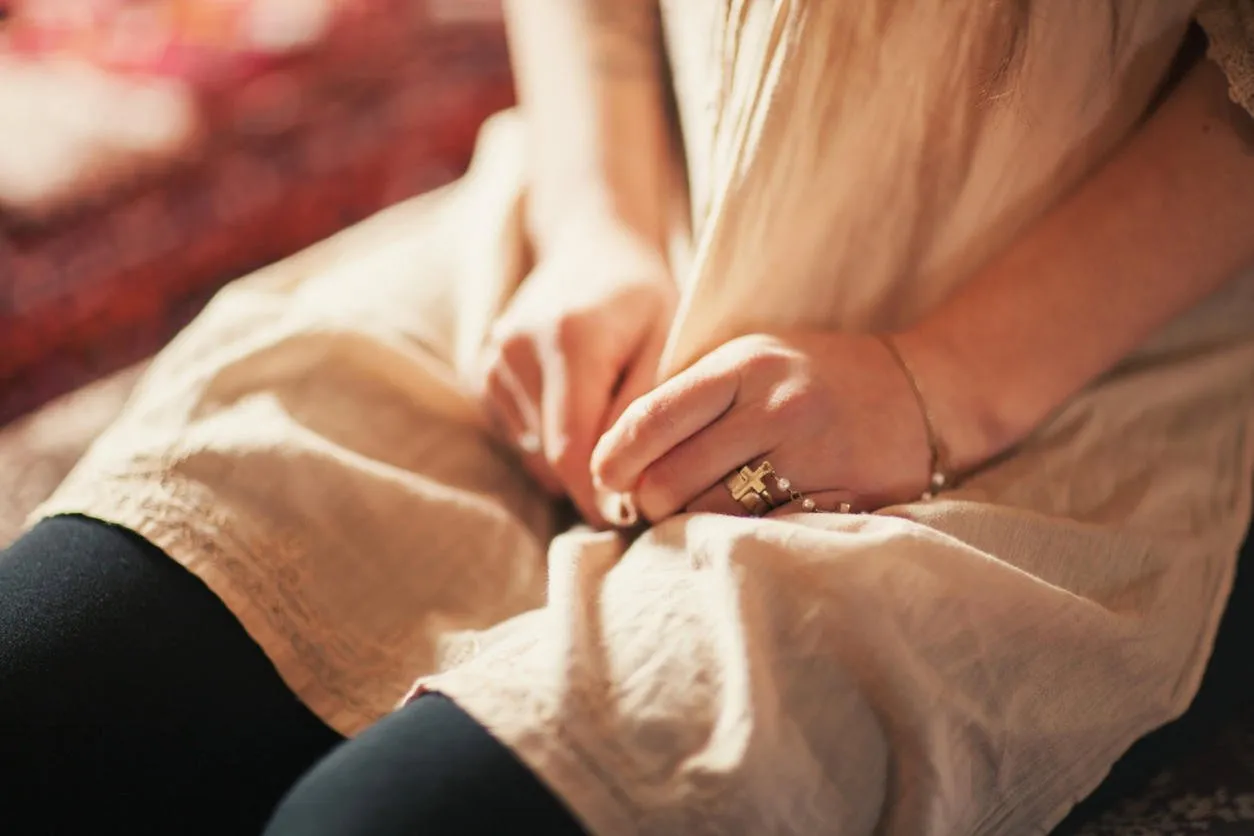 photo embarrassement féminin