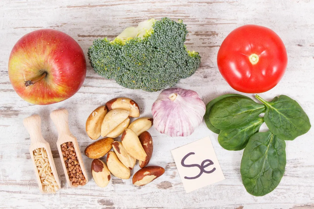 natural products and ingredients containing selenium, dietary fiber and minerals, concept of healthy nutrition