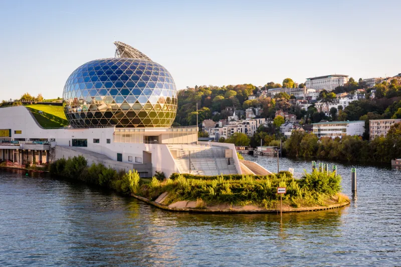 boulogne-billancourt, france - october 16, 2021  general view of la seine musicale, a music and performing arts venue located on the seguin island on the seine river, inaugurated in