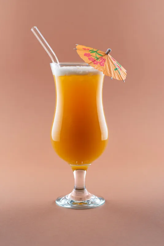 mai tai im fancy glas