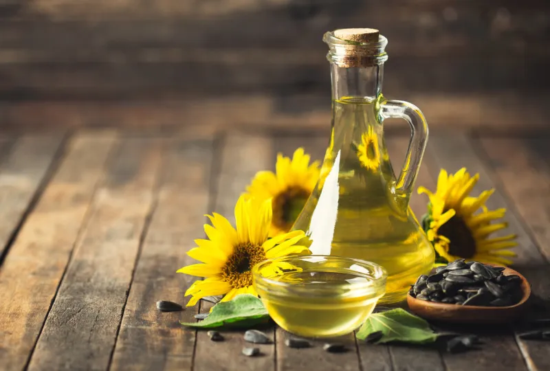 sunflower oil and seeds