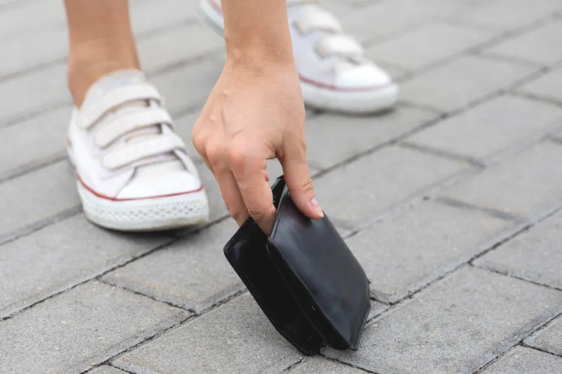 Ramasser un objet au sol