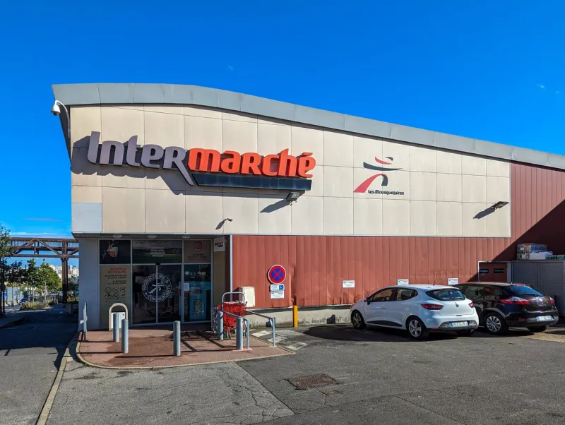 chatillon, france - october 19, 2023  exterior view of an intermarché supermarket intermarché is a french brand of general commercial supermarkets belonging to the les mousquetaires retail group