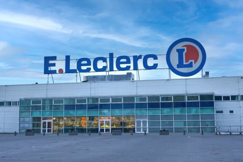 eleclerc,company,signboard,e,leclerc,supermarket,,warsaw,,poland,-,march