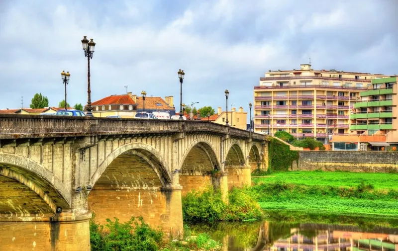 pont vieux, a bridge above the adour river in dax - france, landes